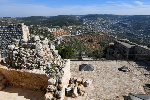 从约旦的Ajlun城堡俯瞰 — 图库照片