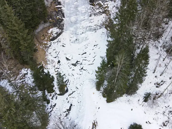 Drone Kilátás Egy Fagyott Vízesés Engelberg Svájci Alpokban Stock Fotó
