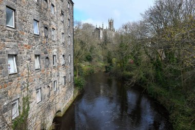Edinburgh, İskoçya - 30 Mart 2024: İskoçya 'daki Edinburgh' daki Dekan Köyü