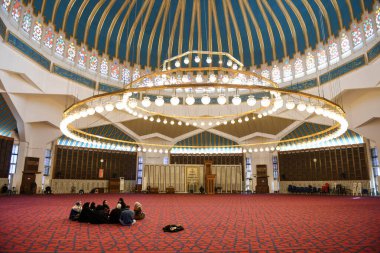 Amman, Ürdün - 25 Ocak 2024: Ürdün 'deki Amman' da I. Abdullah Camii 'nin İçişleri Bakanı