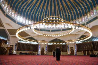 Amman, Ürdün - 25 Ocak 2024: Ürdün 'deki Amman' da I. Abdullah Camii 'nin İçişleri Bakanı