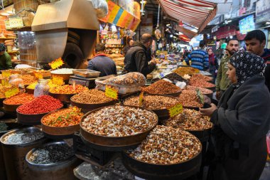 Amman, Jordan - 25 Ocak 2024: Ürdün 'deki Amman pazarında