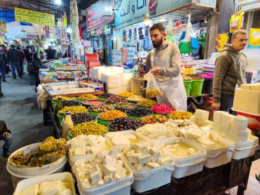 Amman, Jordan - 25 Ocak 2024: Ürdün 'deki Amman pazarında