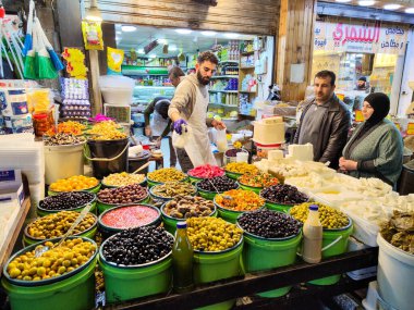 Amman, Jordan - 25 Ocak 2024: Ürdün 'deki Amman pazarında