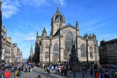 Edinburgh, İskoçya - 29 Mart 2024: İskoçya 'da Edinburgh' daki Saint Giles Katedrali 'nde