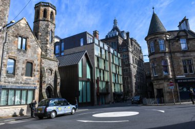 Edinburgh, İskoçya - 29 Mart 2024: İskoçya 'daki eski Edinburgh kasabası