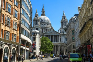 Londra, İngiltere - 20 Mayıs 2024: İngiltere 'deki St. Paul Katedrali' nde görüş