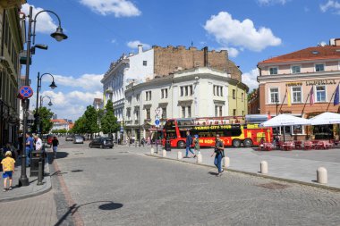 Vilnius, Litvanya - 2 Haziran 2024: Litvanya 'daki Vilnius' un eski merkezinde