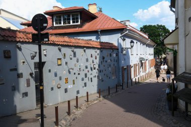 Vilnius, Litvanya - 2 Haziran 2024: Litvanya 'daki Vilnius' un eski merkezinde