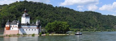 Kaub, Germany - 20 July 2024: view at Pfalzgrafenstein water fort on river Rhine at Kaub in Germany clipart