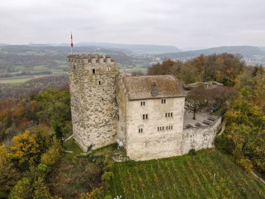 İsviçre 'deki Habsburg kalesinde insansız hava aracı görüntüsü