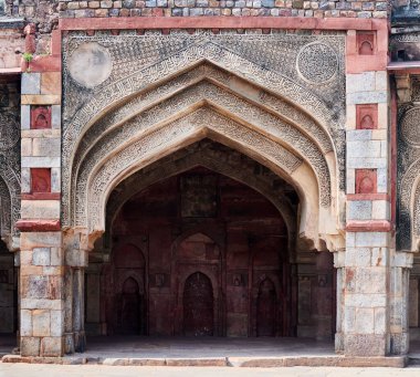 Hindistan 'ın Yeni Delhi kentindeki eski Hint mezarının duvar süslemesi, Hindistan' daki antik Arap anıtlarındaki eski, eski mezar dışı, güzel dekoratif unsurlar.