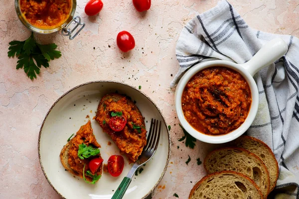 Hausgemachter Squash Kaviar Mit Brot Ansicht Von Oben Selektiver Fokus — Stockfoto