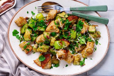 Zucchini Salad panzanella.style hugge. selective focus