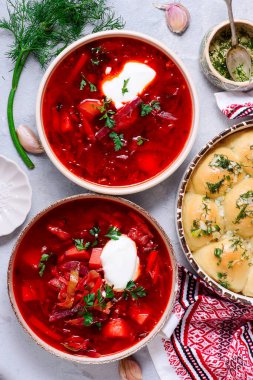 .style rustic.top veiw.net ile geleneksel Ukrayna pampushki 'si.