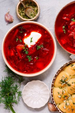 .style rustic.top veiw.net ile geleneksel Ukrayna pampushki 'si.