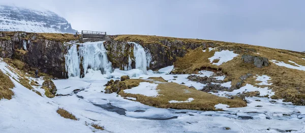 Church Mountain Falls Kirkjufellsfoss Vattenfall Snaefellsnes Island — Stockfoto