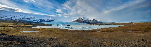 Fjallsjokull冰川和Fjallsarlon湖景观 — 图库照片
