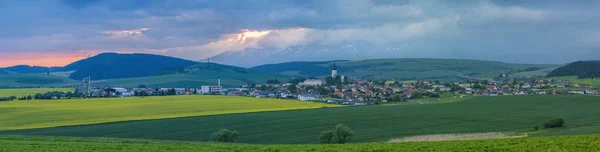 Malownicze Krajobrazy Tle Tatr Beliańskich Słowacja — Zdjęcie stockowe