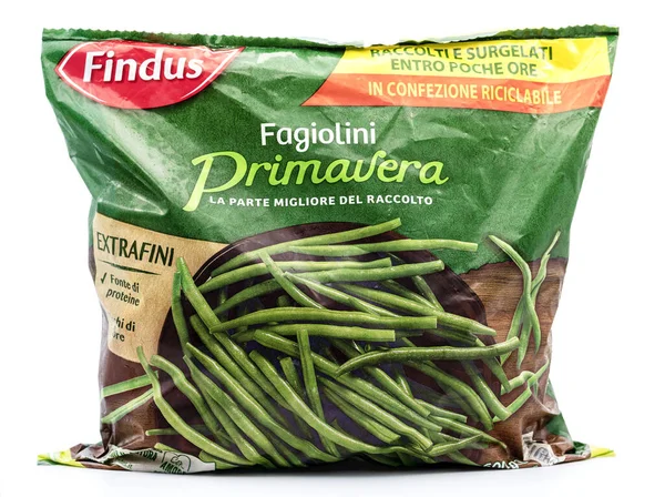 Findus Fagiolini Primavera, beyaz arka planda donmuş yeşil fasulye torbası.