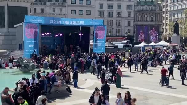 Londra Regno Unito Aprile 2023 Londra Celebra Eid Square Trafalgar — Video Stock