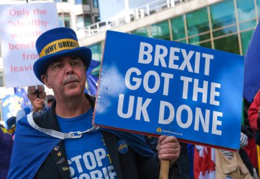 Londra, İngiltere. 23 Eylül 2023. AB yanlısı destekçi Steve Bray - Brexit, Londra 'da düzenlenen Brexit karşıtı Ulusal Yeniden Katılım mitinginde, İngiltere' yi Avrupa Birliği 'ne yeniden katılmaya çağırdı.