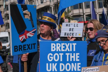 Londra, İngiltere. 23 Eylül 2023. AB yanlısı destekçi Steve Bray - Brexit, Londra 'da düzenlenen Brexit karşıtı Ulusal Yeniden Katılım mitinginde, İngiltere' yi Avrupa Birliği 'ne yeniden katılmaya çağırdı.