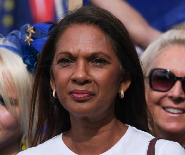 Londra, İngiltere. 23 Eylül 2023. Brexit karşıtı Ulusal Yeniden Katılım Yürüyüşü 'nün kurucusu Gina Miller, İngiltere' yi Avrupa Birliği 'ne yeniden katılmaya çağırdı..