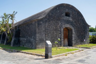 Santa Cruz, Tenerife. 7 Ağustos 2024. 1756 ve 1758 yılları arasında Santa Cruz 'da yerel deniz donanması bataryalarına hizmet veren mühimmat ve barut depolamak için inşa edilen toz dergisi..