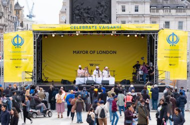 Londra İngiltere. 6 Nisan 2024. Kirpal Singh Panesar, Sih kültürünü ve Sih takvimindeki geleneksel bahar hasadını kutlamak için Trafalgar Meydanı 'ndaki Vaisakhi Festivali' nde sahne alacak..