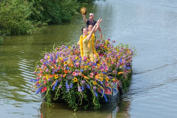 Schipluiden Netherlands Jun 2023 Щорічний Парад Кольорових Каналів Квітів Овочів — стокове фото