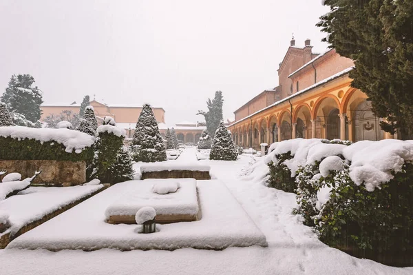 Pohled Zvenčí Certosa Bologna Pod Sněhem Bývalý Kartuziánský Klášter Roce — Stock fotografie