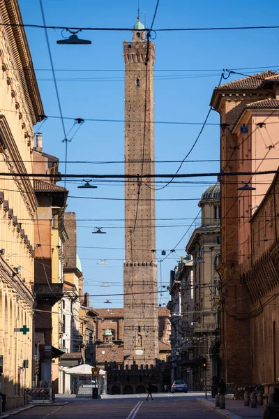 Rizzoli Street Asinelli Tower Deserted City Due Covid Virus Bologna — Stock Photo, Image