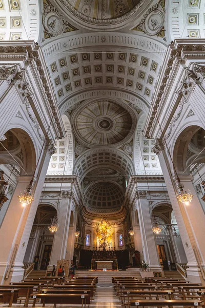 意大利弗罗莫 2020年8月 Santa Maria Assunta大教堂内部景观 — 图库照片