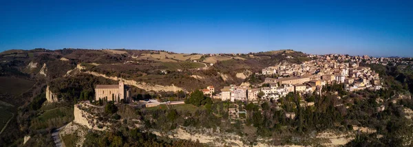 Offida Marche Bölgesi Talya Şehrin Panoramik Hava Manzarası Eski Kilise — Stok fotoğraf