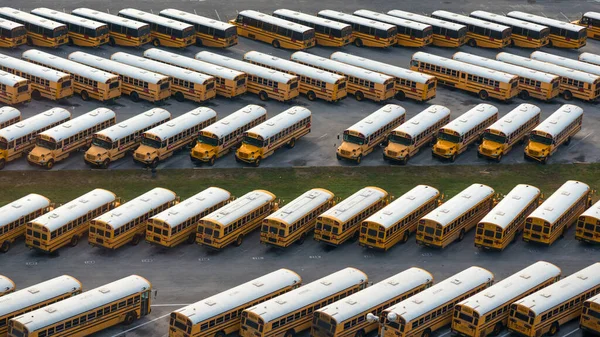 Vista Aérea Del Depósito Autobuses Escolares Amarillos — Foto de Stock