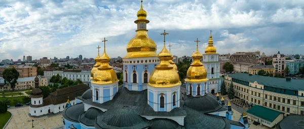 Mosteiro São Miguel Com Cúpula Dourada Vista Panorâmica Aérea Kiev — Fotografia de Stock