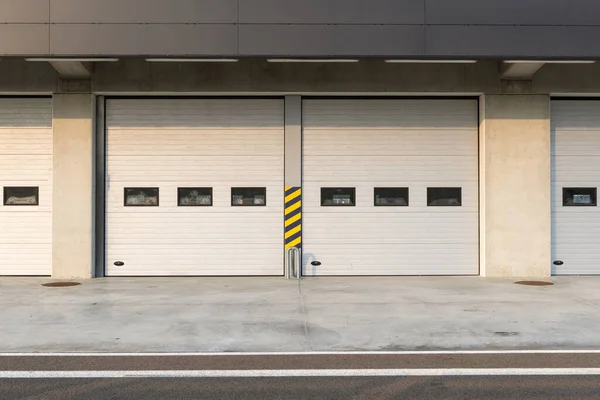Garages Door Detail Race Circuit — Stock Photo, Image