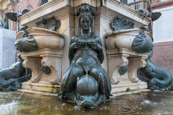 Fountain Neptune Woman Detail Bologna Italy — Stock Photo, Image