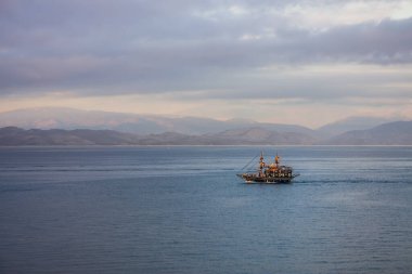 Korfu Kasabası, Korfu, Yunanistan 'da Korsan Gemisi.