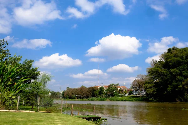 stock image Scenic view of the Ping river and houses along the river bank