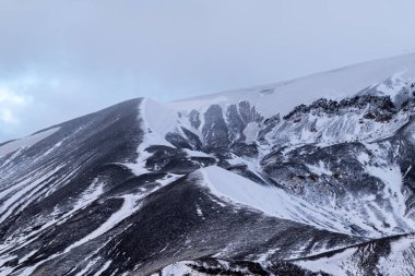 Aldatma Adası, Antarktika. Etkin olmayan volkan