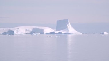 4k Video. Sudan Antarktika. Antarktika 'ya yaklaşılıyor 