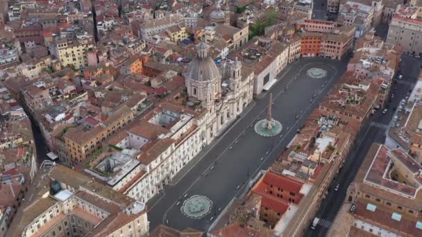 意大利罗马世界著名广场纳沃纳广场的空旷美景 意大利罗马的旅游目的地和地标 意大利无人驾驶飞机在天空中飞行 — 图库视频影像