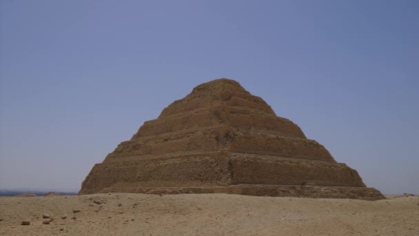 Pirâmide Djoser Também Chamada Pirâmide Passo Arqueológicos Permanecem Necrópole Saqqara — Vídeo de Stock