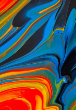 Sıvı resim çizimi. Soyut dekoratif mermer dokusu. Sıvı akrilik bir geçmişi var. Poster ya da duvar kağıdı için karışık boyalar. Modern sanat. Psikedelik renkler. Mavi, altın, kırmızı, sarı, turuncu. 