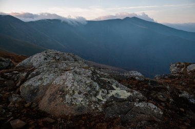 Karpat Dağları, Ukrayna 'da Borzava sıradağlarında sonbahar