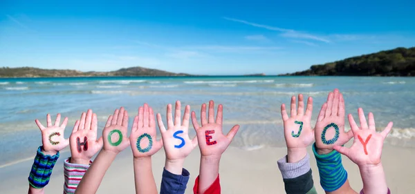 Children Hands Building Barevné Anglické Slovo Vybrat Radost Letní Oceán — Stock fotografie
