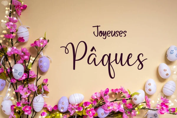 Frans Tekst Joyeuses Paques Betekent Gelukkig Pasen Beige Achtergrond Roze — Stockfoto