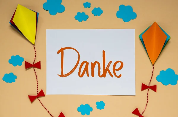 秋天的背景纸风筝 秋天的装饰 德语文本丹麦 这意味着谢谢你 — 图库照片